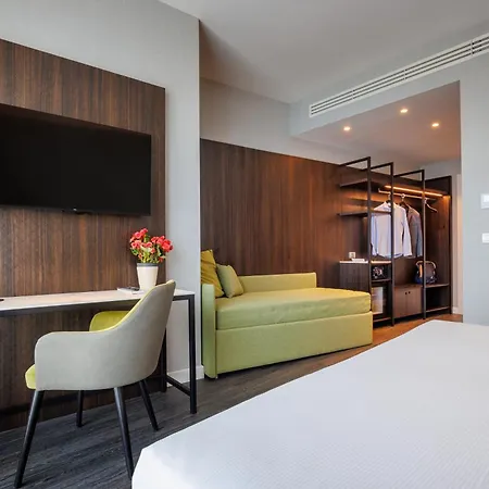 Hotell Ih 4*